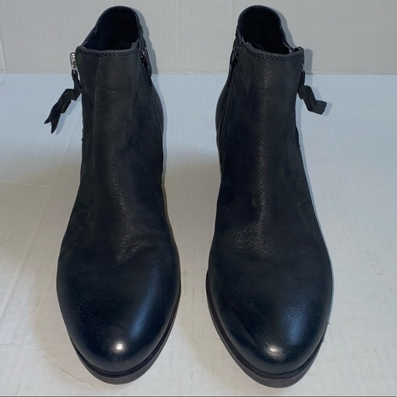 Steve Madden Kyle Nubuck Stacked Heel Black Ankle Boots NWOT - Picture 6 of 11